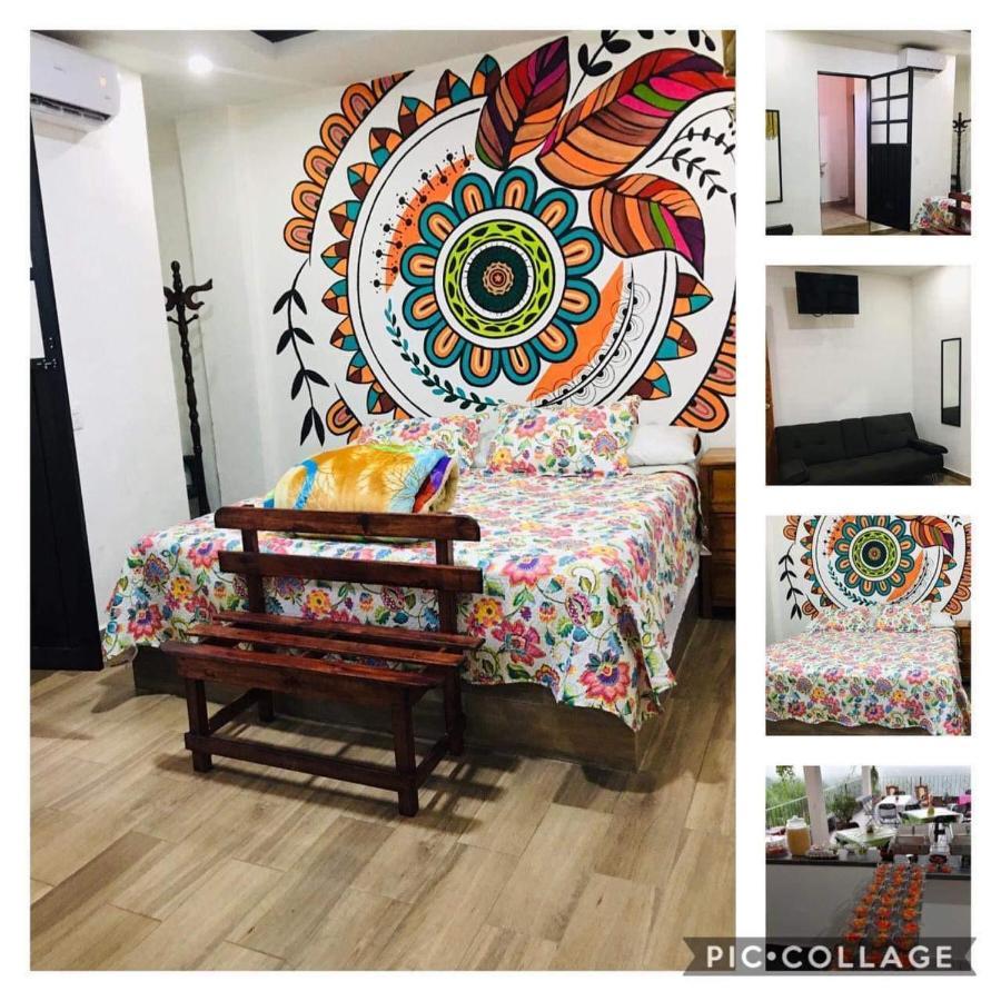 K&M Hotel ヒリトゥラ エクステリア 写真