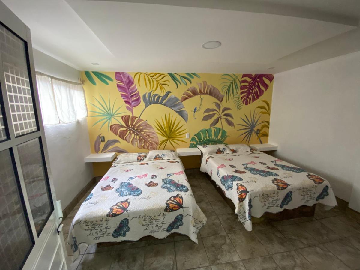 K&M Hotel ヒリトゥラ エクステリア 写真