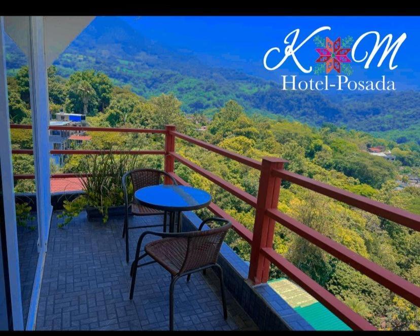 K&M Hotel ヒリトゥラ エクステリア 写真